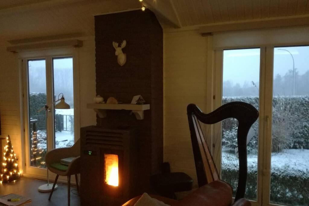 Willa Scandinavie Vlak Bij Huis Laarne Zewnętrze zdjęcie